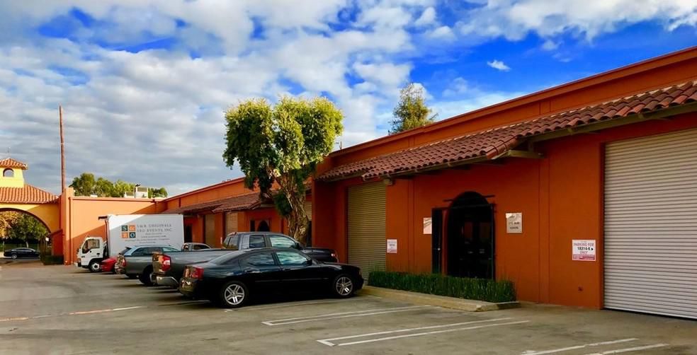 Rexford Industrial Center 18320-18330 Oxnard St photo 3