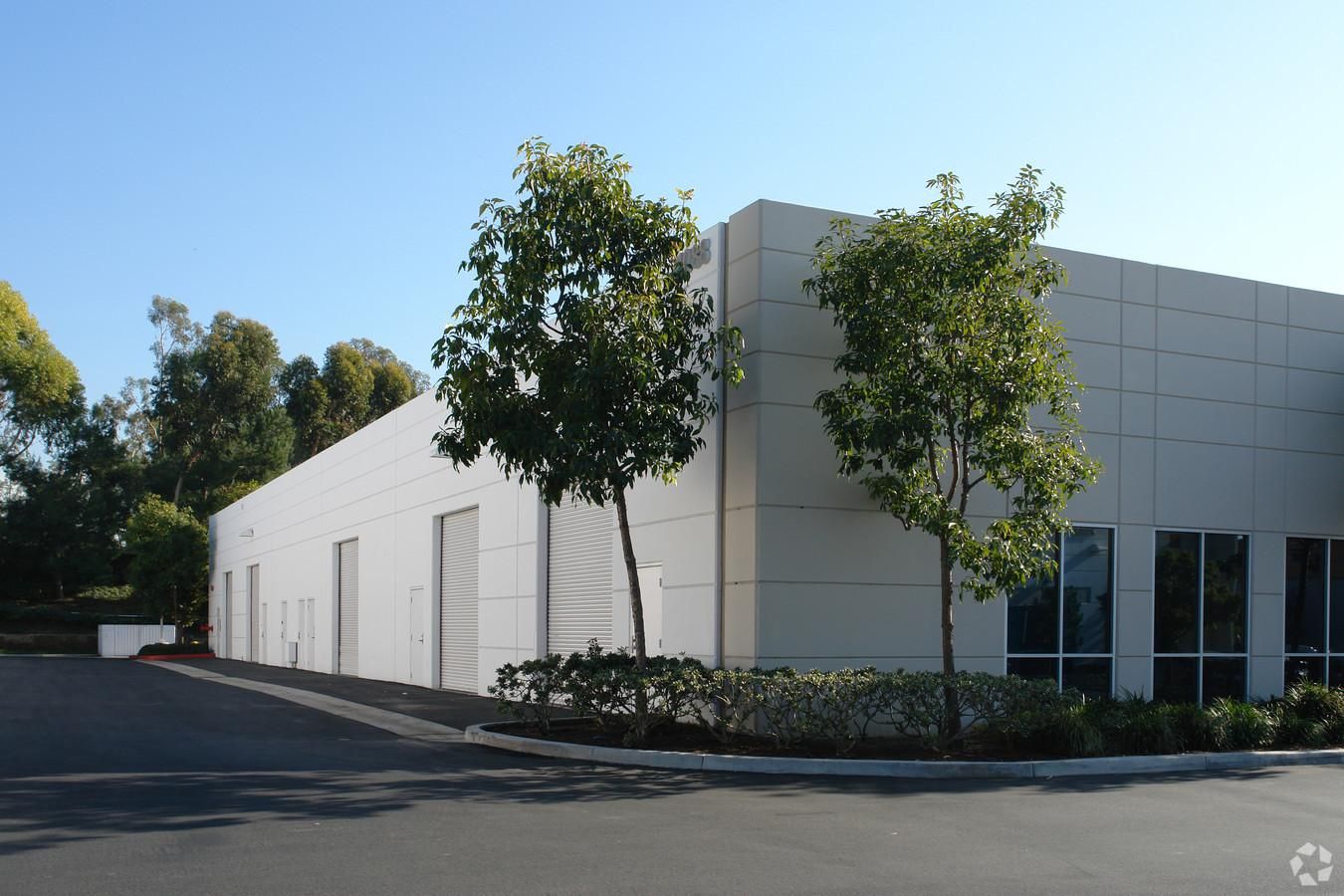 Bldg 3 photo 3