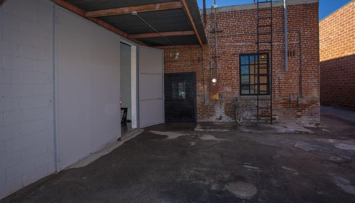 Warehouse Space for Sale at 418 W Chevy Chase Dr Glendale, CA 91204 - #9