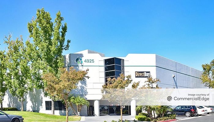 Warehouse Space for Rent at 4915-4925 E. Hunter Ave. Anaheim, CA 92807 - #4