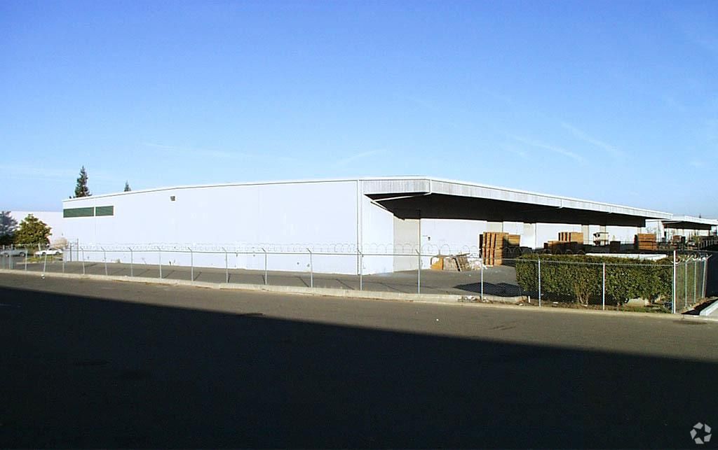 Industrial Property For Sale photo 2