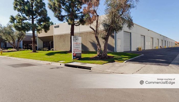 Warehouse Space for Rent at 17405 Valley View Avenue Cerritos, CA 90703 - #3