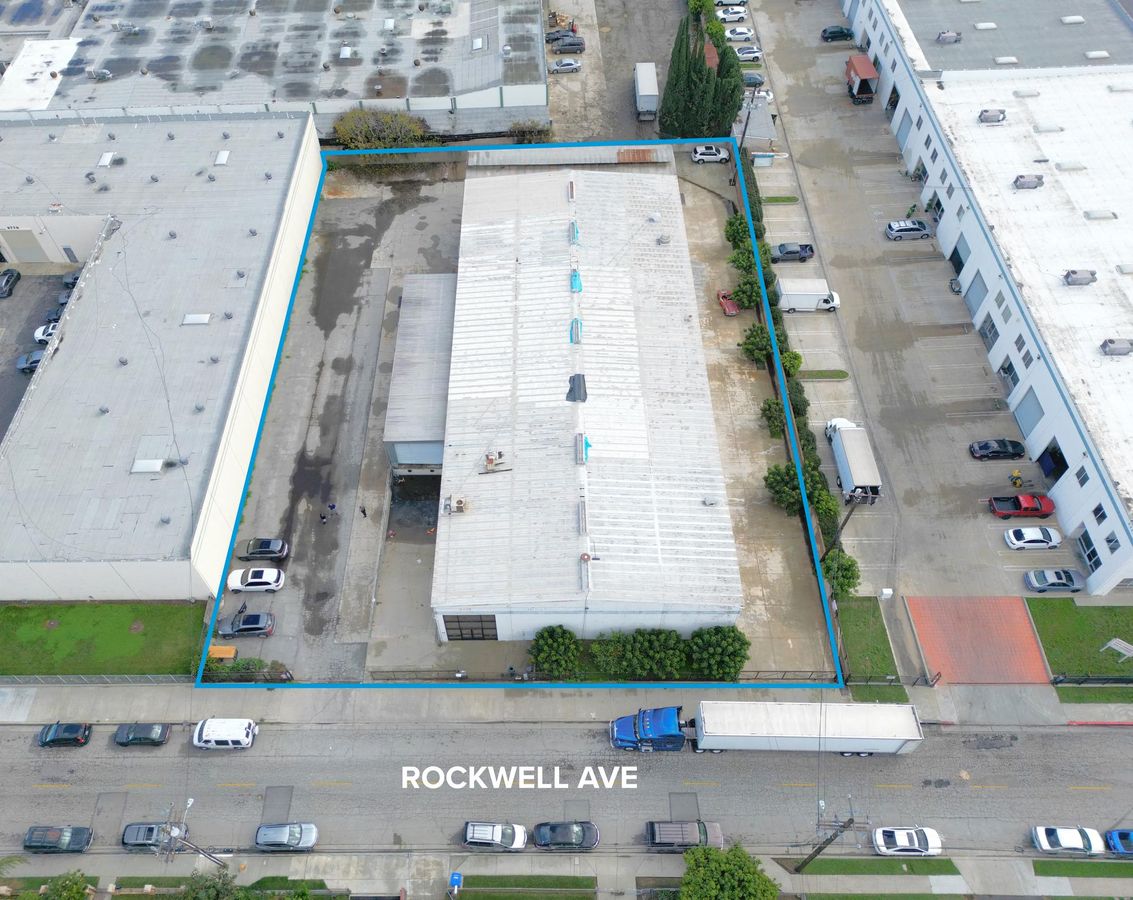 3728 Rockwell Ave photo 4