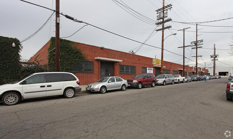 6921-6945 Farmdale Ave photo 1