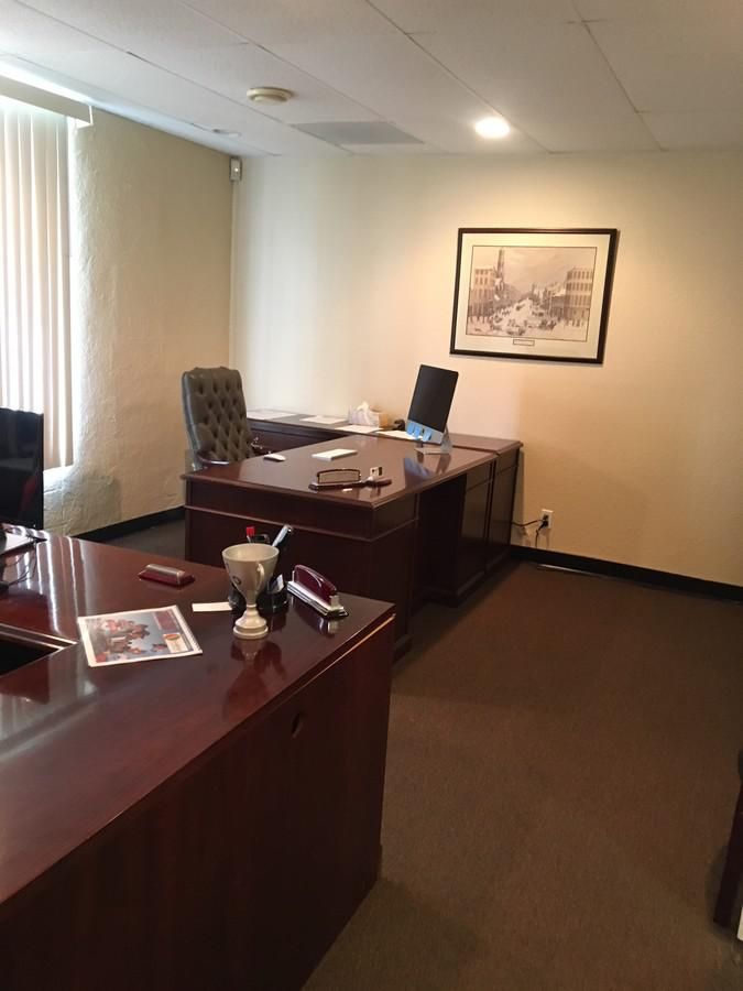 Office/Retail Property For Lease photo 1