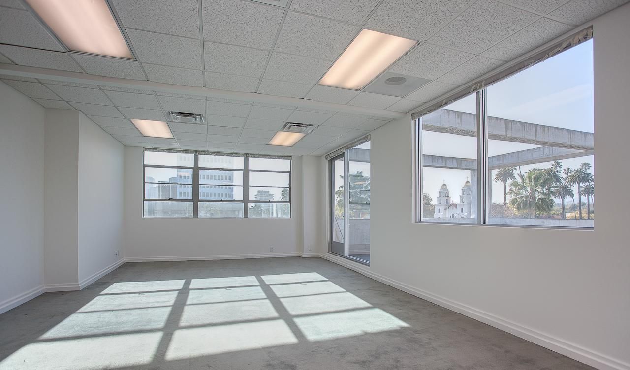 Beverly Hills Golden Triangle Full Floor Office photo 3