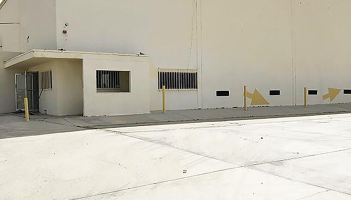 Warehouse Space for Rent at 14749 Hesperia Rd Victorville, CA 92395 - #12