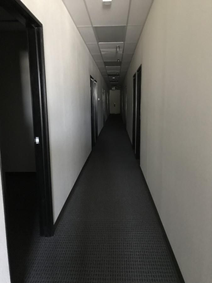 PROFESSIONAL OFFICE/MEDICAL SPACE AVAILABLE photo 3