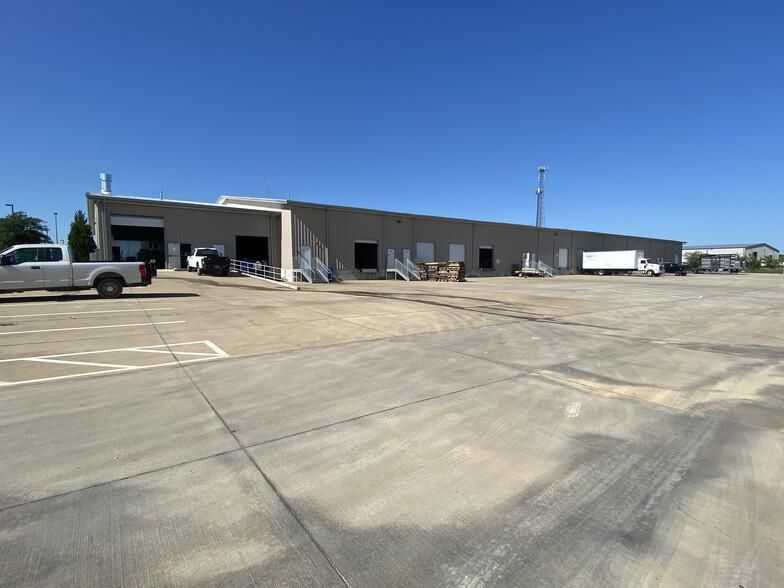 Gateway Business Park - Building 2 8141 Gateway Dr photo 4