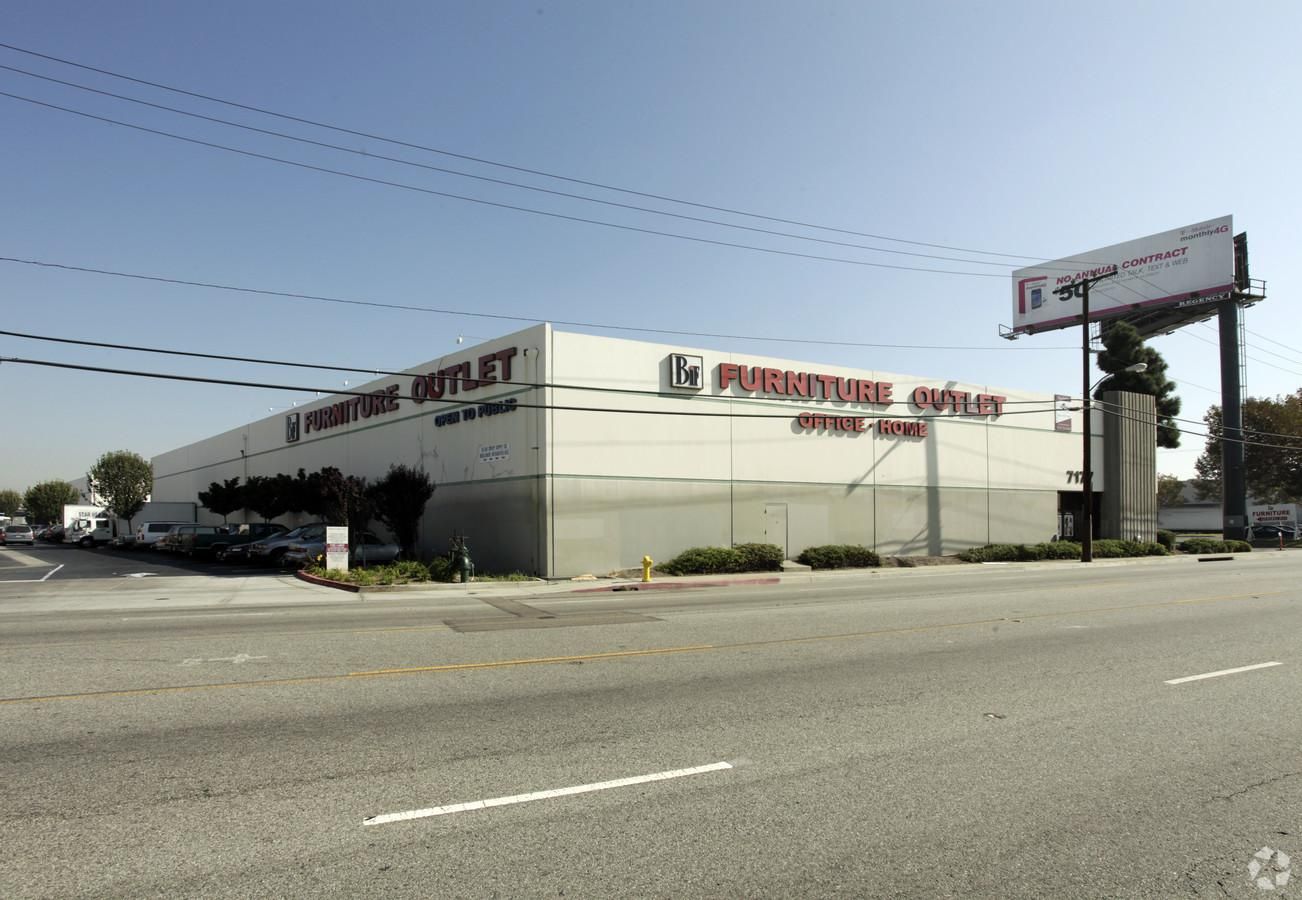 Industrial Property For Lease photo 4