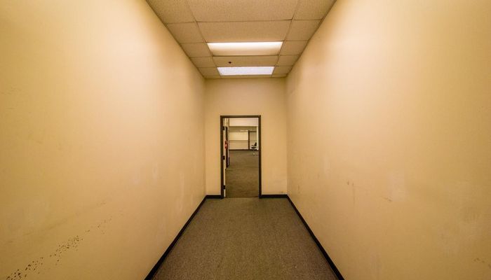 Warehouse Space for Rent at 2444 Porter St Los Angeles, CA 90021 - #73