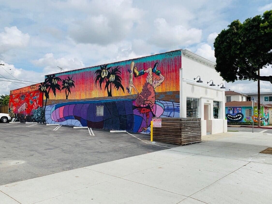 12503 Venice Blvd photo 2