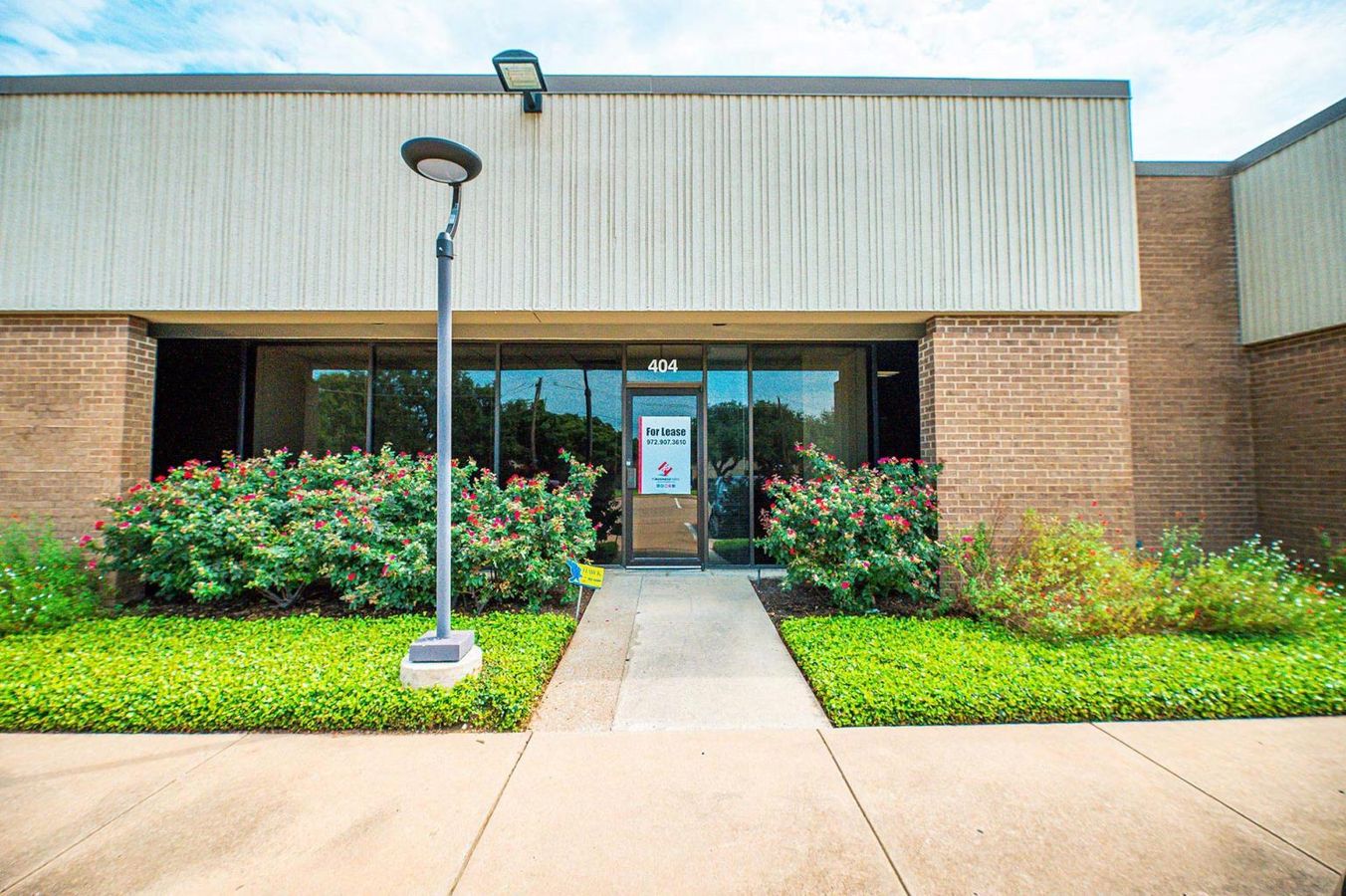 Springlake Business Center photo 3