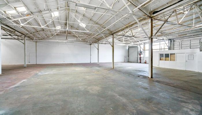 Warehouse Space for Rent at 6007 S St Andrews Pl Los Angeles, CA 90047 - #6