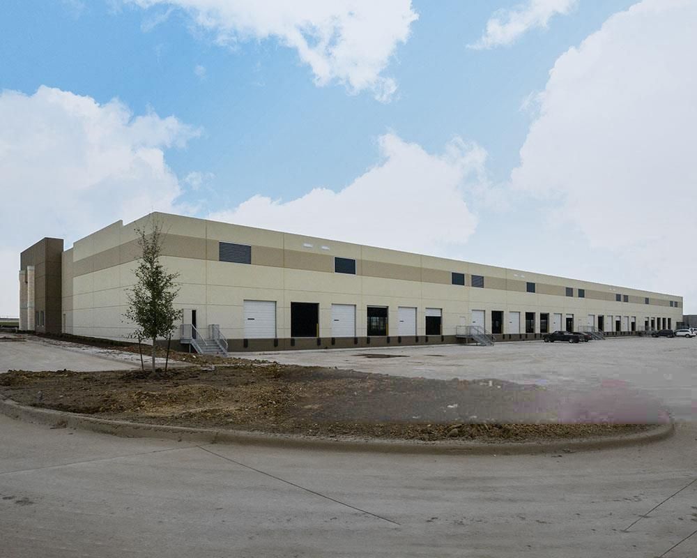 Everman Trade Center - Building B & D photo 2