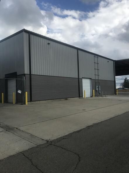 Exeter Packing, Dry/Cold Storage 401 S 1st St photo 2