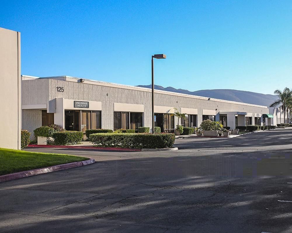 Los Vallecitos Business Center photo 2