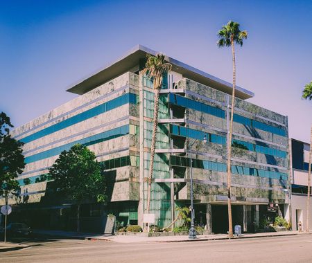 Multiple Spaces Property For Lease