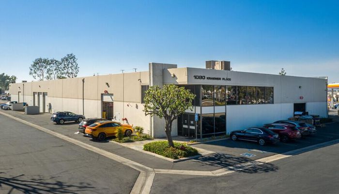 Warehouse Space for Rent at 1040 N Kraemer Pl Anaheim, CA 92806 - #10