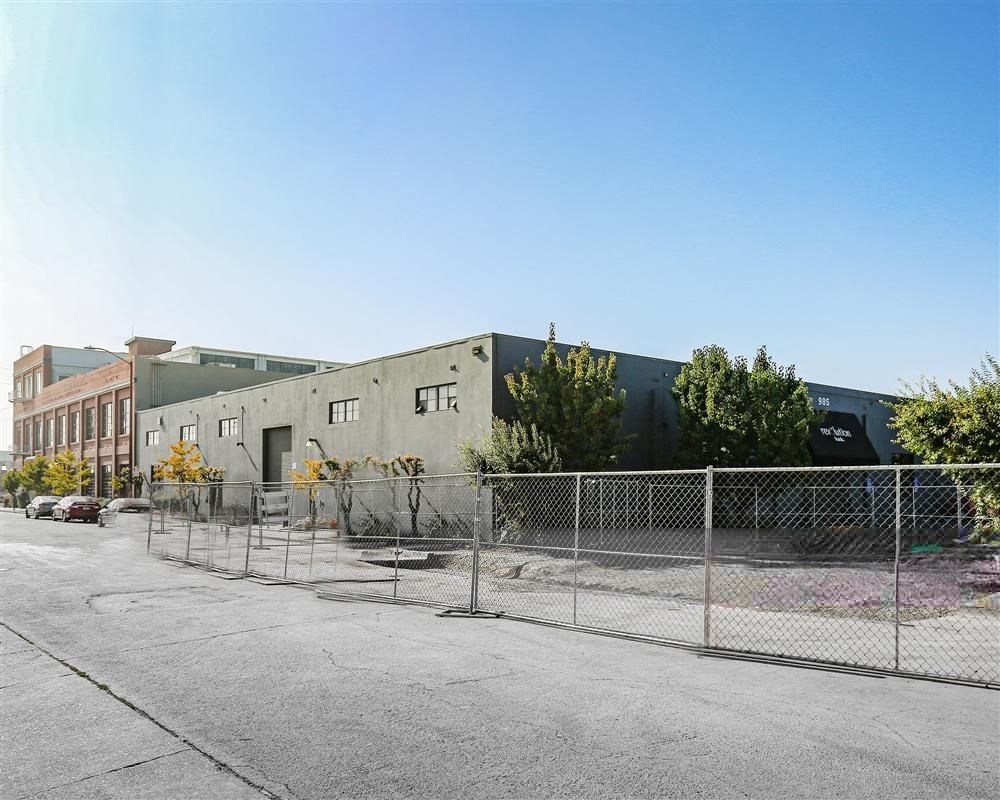 Embarcadero West photo 4