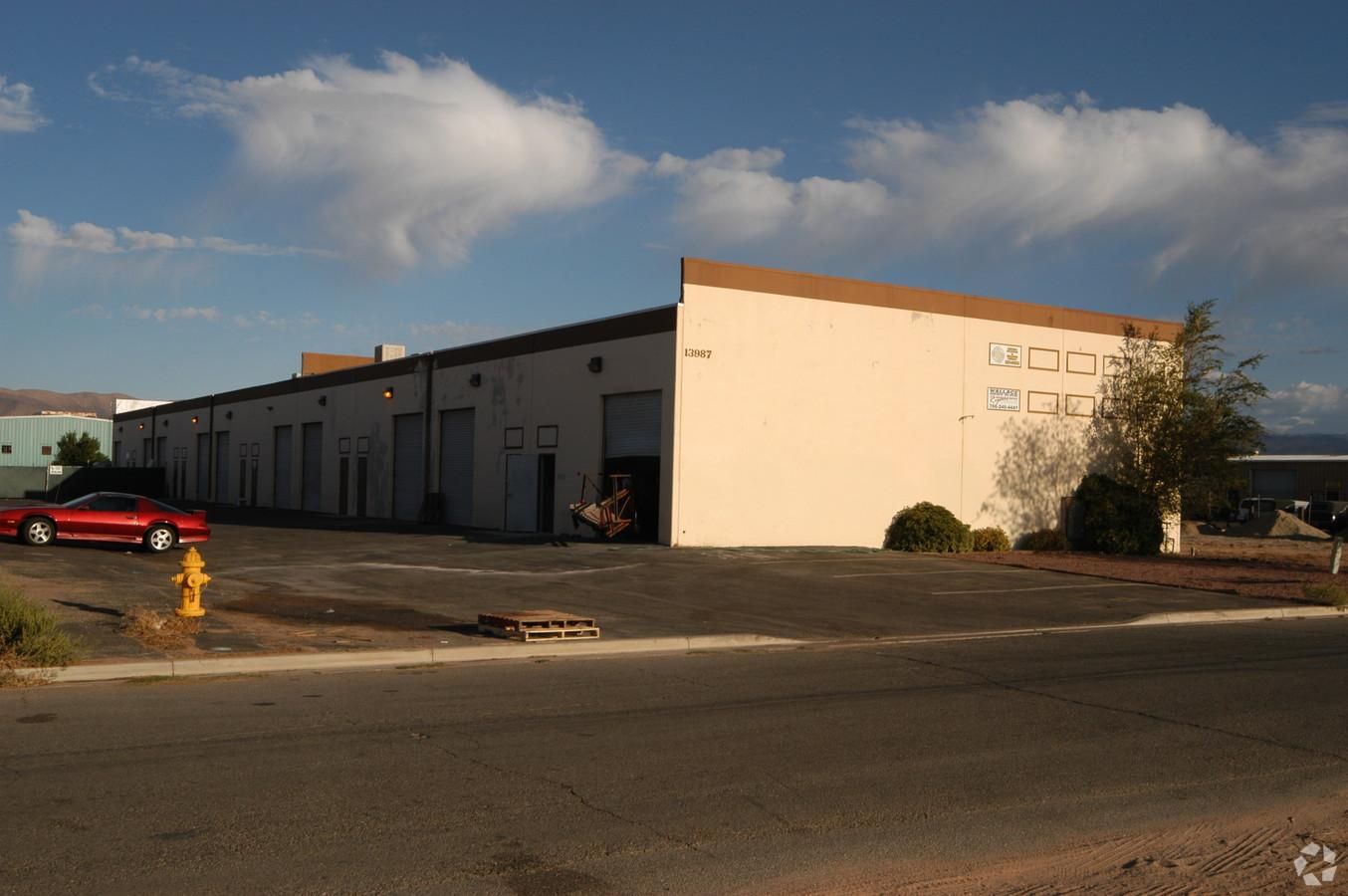 Cresci Pioneer photo 2