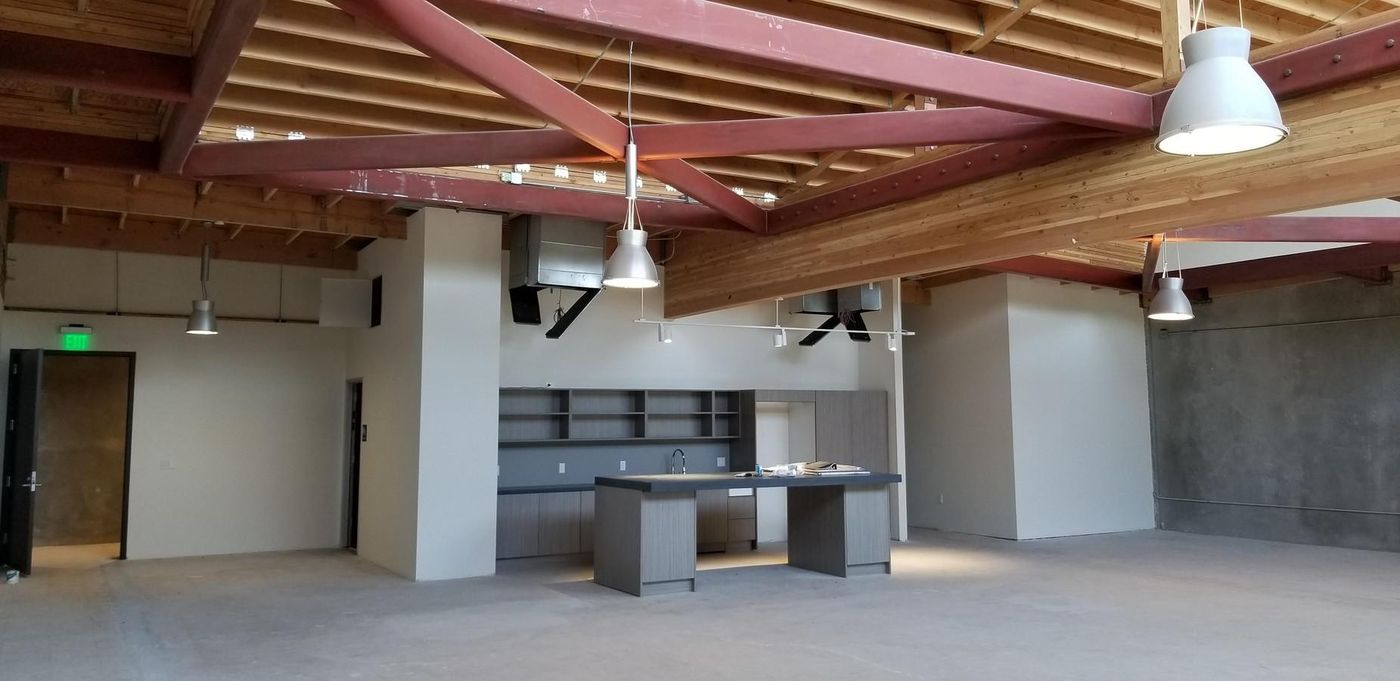 Industrial/Office/Flex photo 1