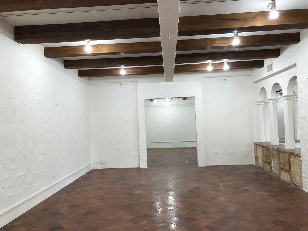 Lincoln Boulevard Office Building photo 2