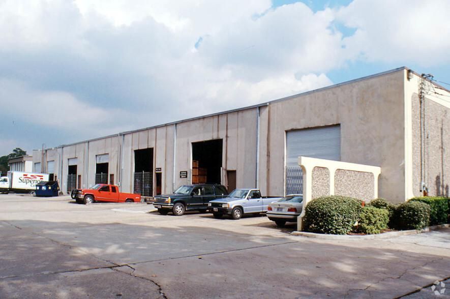 Brookwood Business Park 3572-3580 E TC Jester Blvd photo 4