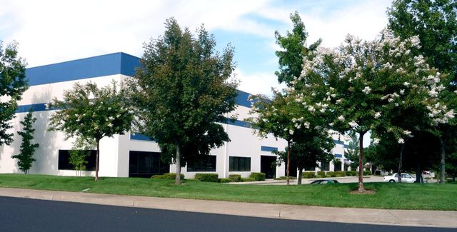 Rare Single Tenant NNN Industrial Investment