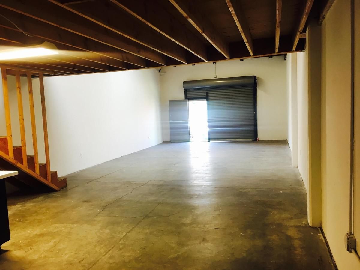 Flex Property For Lease photo 3