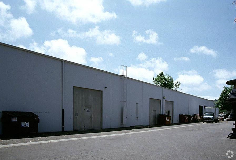 Industrial Property For Lease photo 4