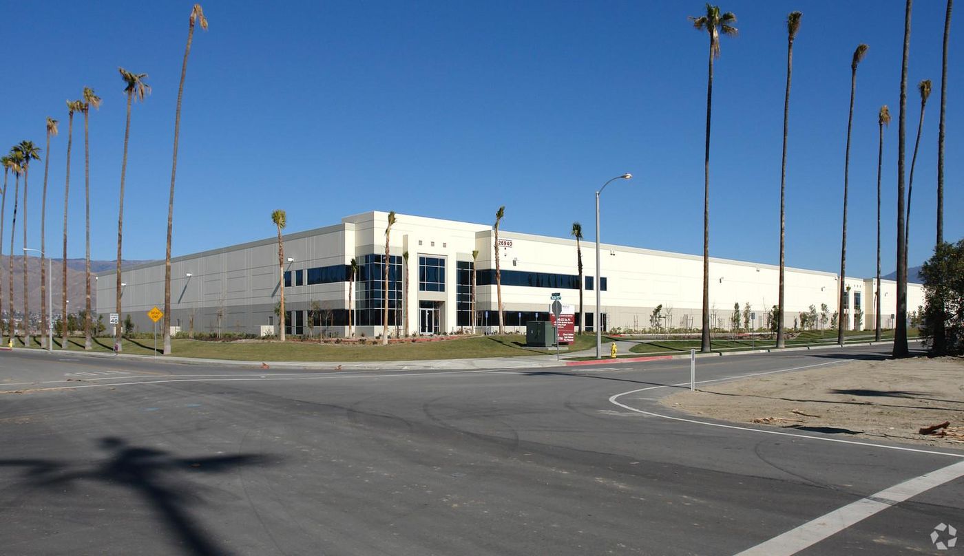 Redlands Logistics Center photo 3