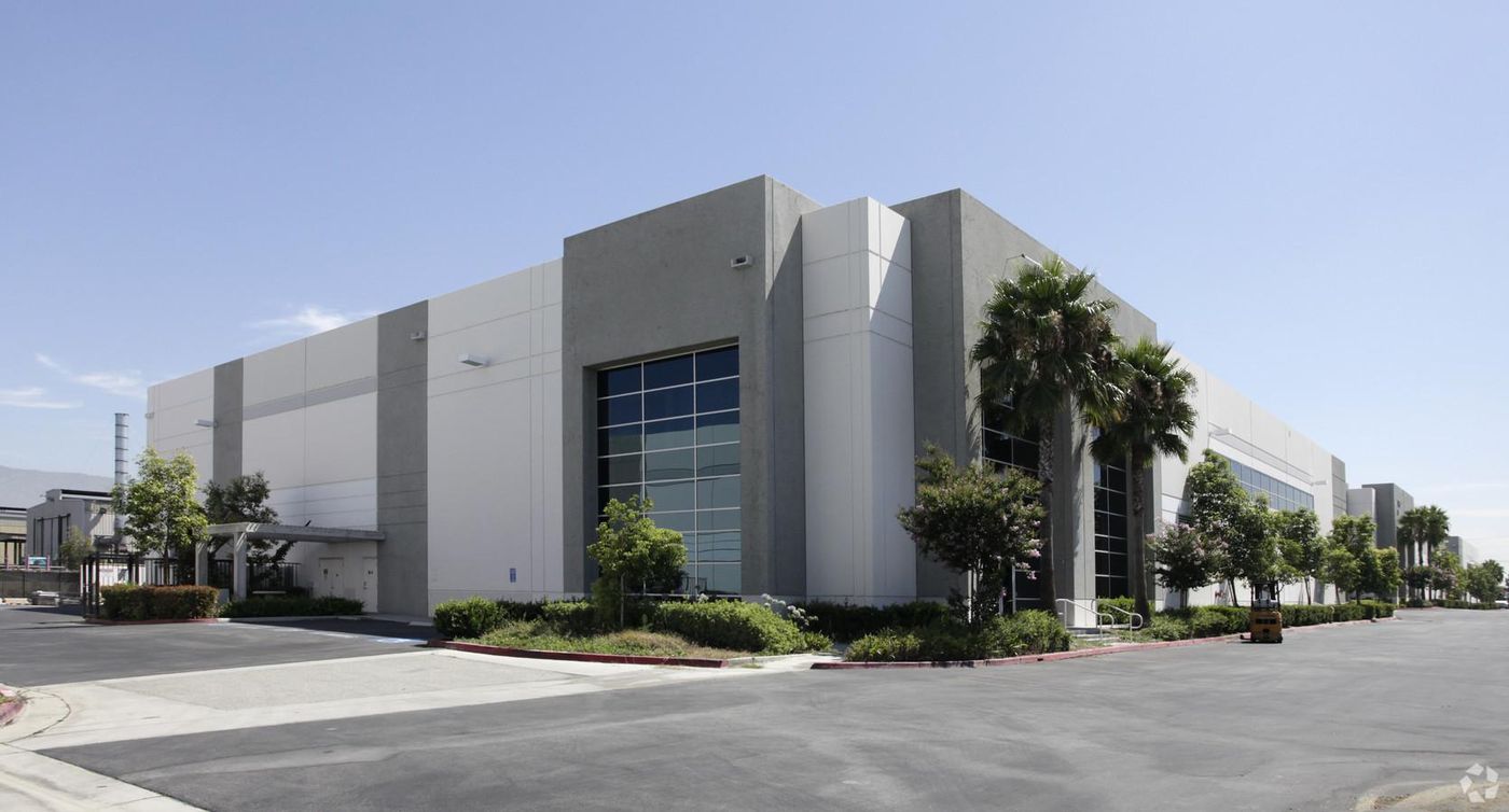 Bldg C photo 1