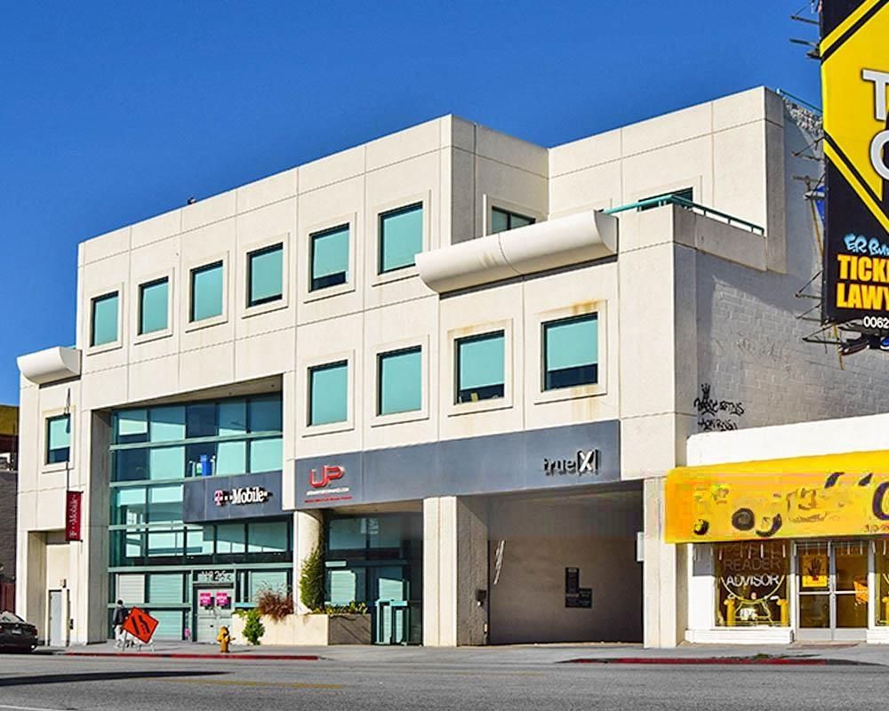 11925 Wilshire Blvd photo 4