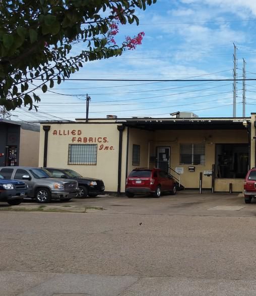 163-167 Parkhouse St photo 1