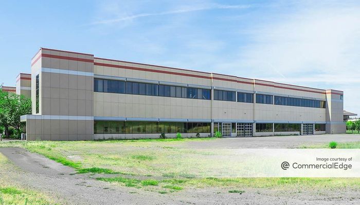 Warehouse Space for Rent at 1500 Valley House Dr Rohnert Park, CA 94928 - #2