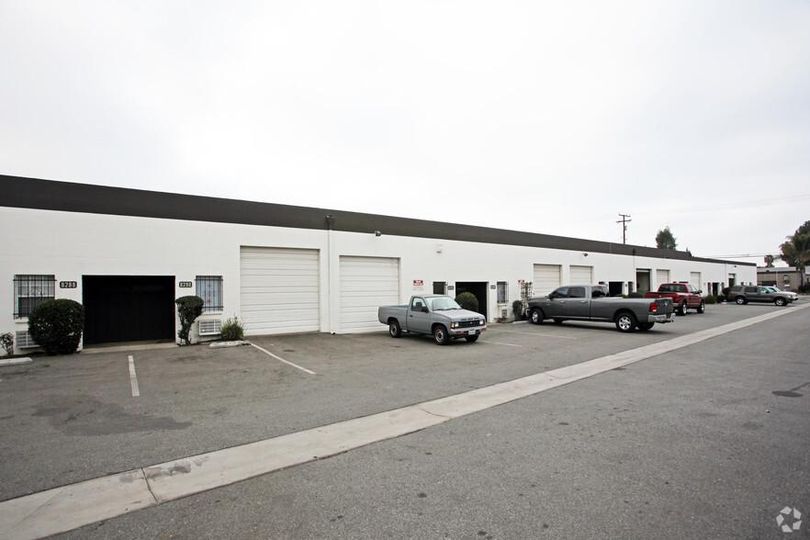 8282-8306 Allport Ave
