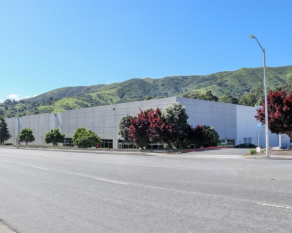 425 Valley Drive photo 4