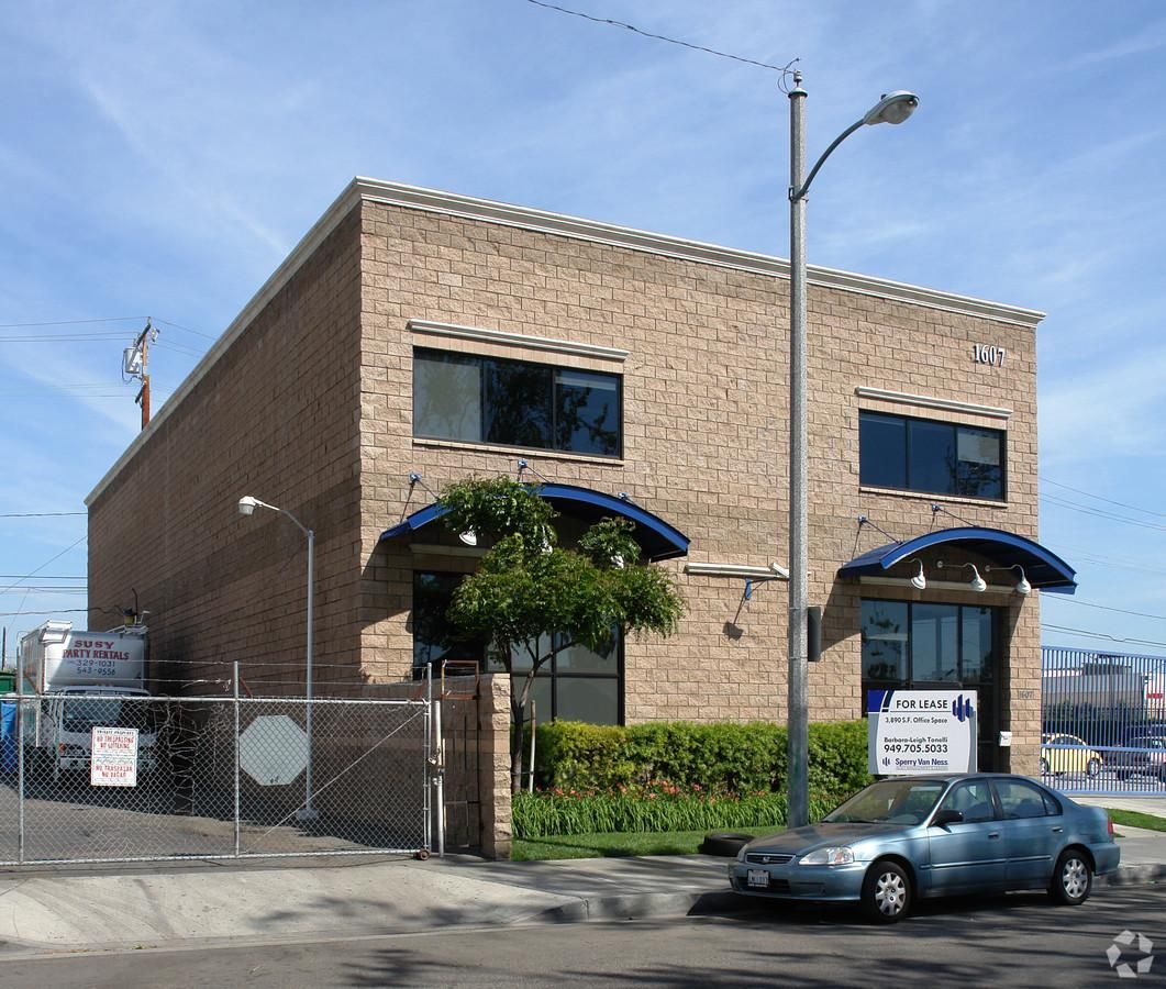Industrial Property For Sale photo 2