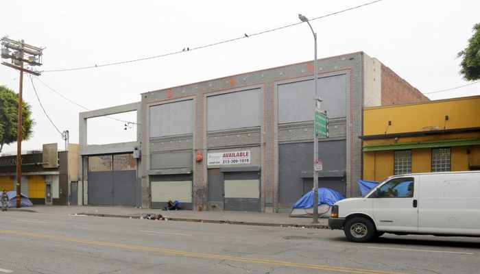 Warehouse Space for Rent at 538 S San Pedro St Los Angeles, CA 90013 - #1