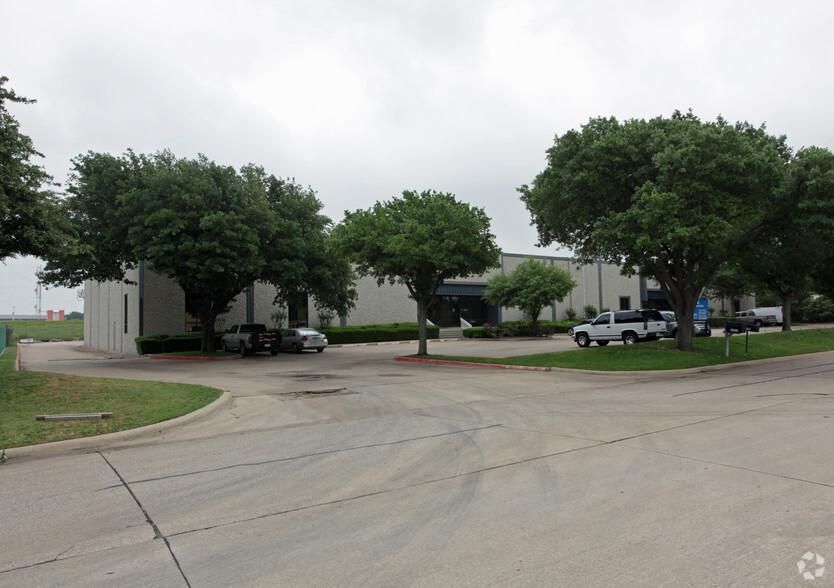 Kellway Business Center 4251-4257 Kellway Cir photo 2