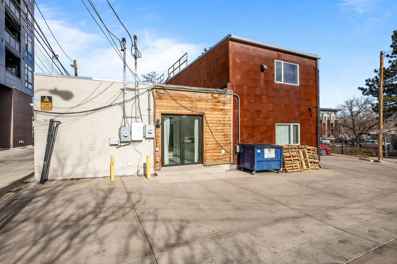 2306 W 29th Avenue photo 3
