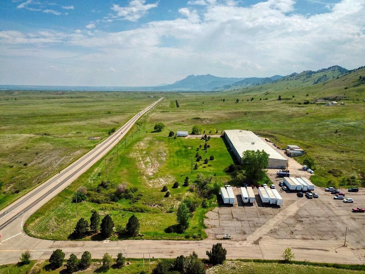 6859 N Foothills Hwy photo 4