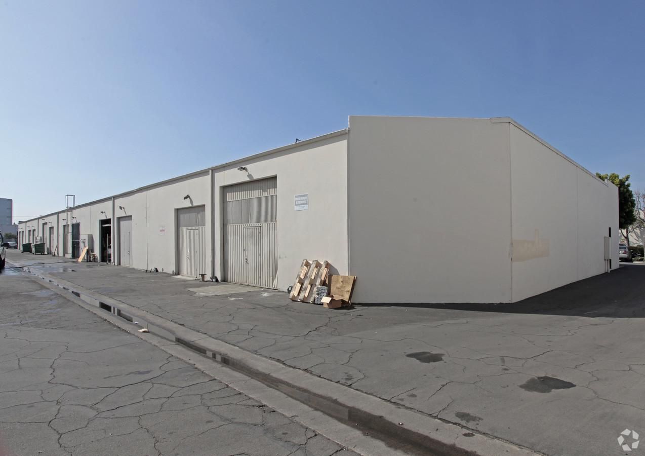 Industrial Property For Lease photo 4