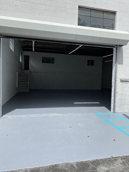 13920 Van Nuys Blvd photo 1