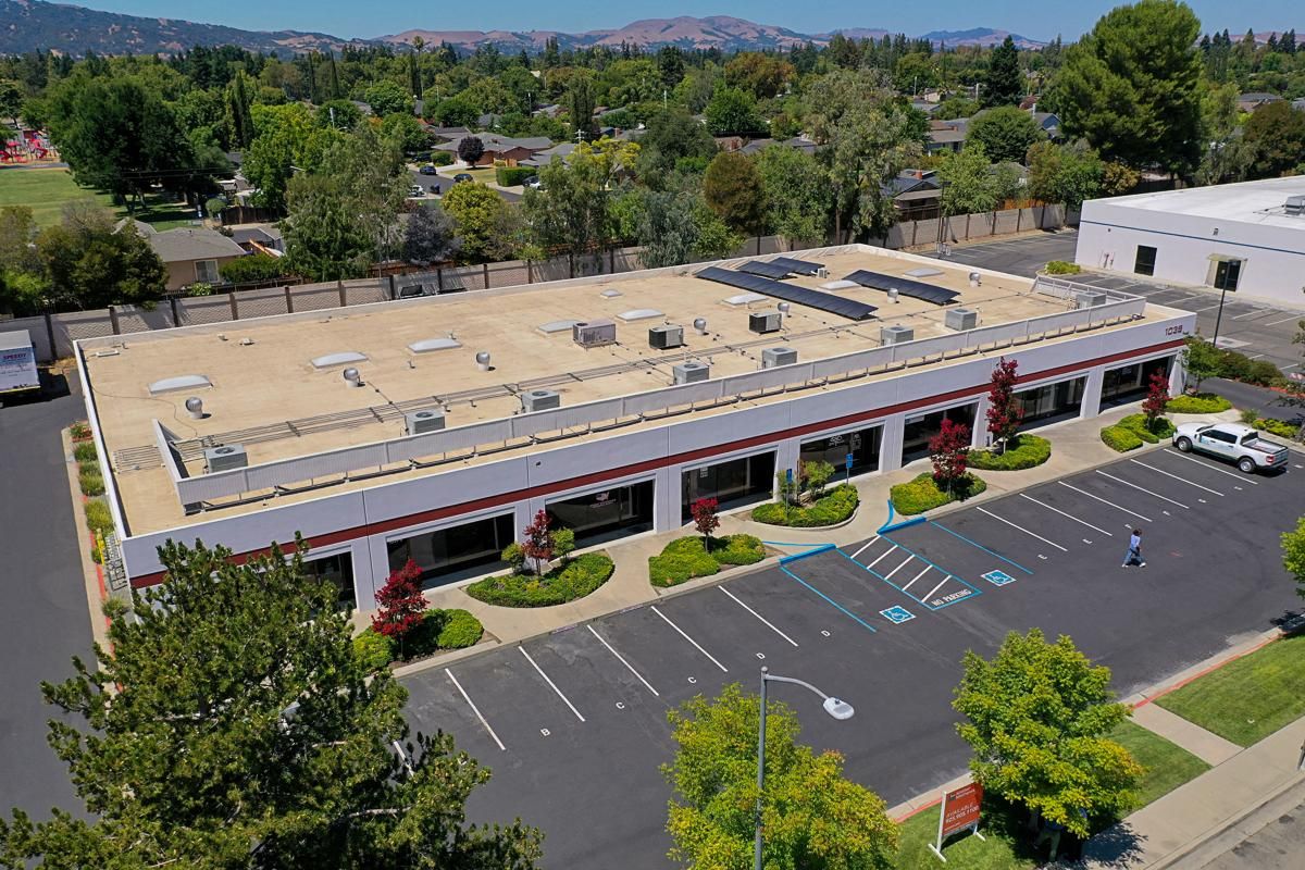 Valley Business Park Suite F photo 1