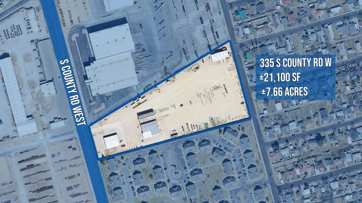4 Industrial Buildings on ±7.66 Acres photo 3
