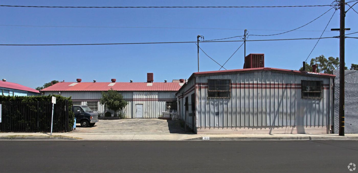 Retail Property For Lease photo 1