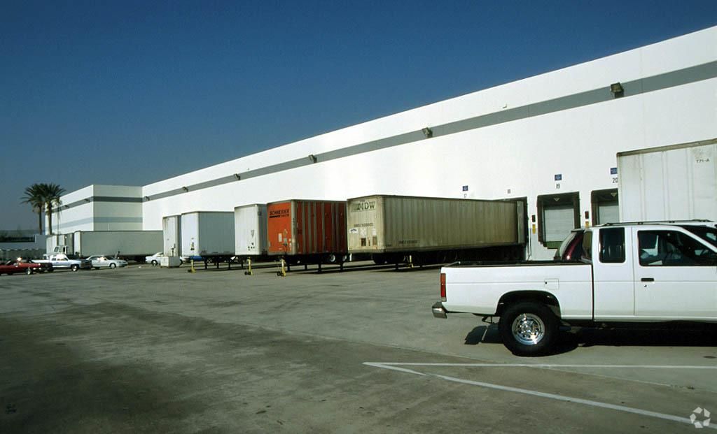 Mission Distribution Center photo 2