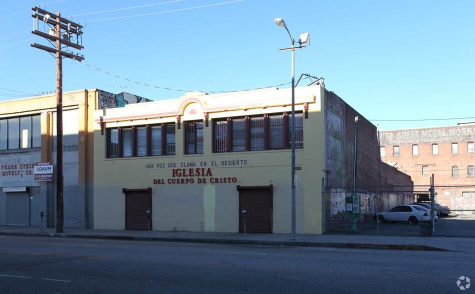 1965 S Los Angeles St photo 4
